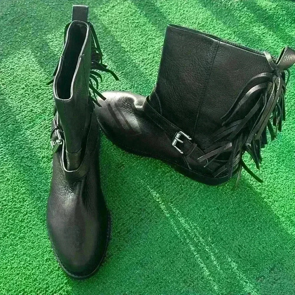 Rebecca Minkoff - Picture 1 of 8